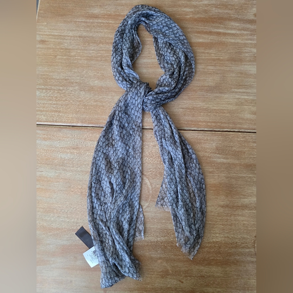 Coach Gray Textured Scarf